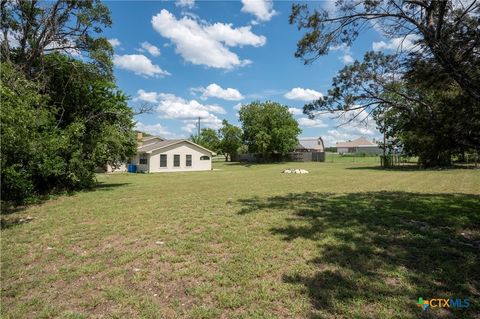 A home in Kempner