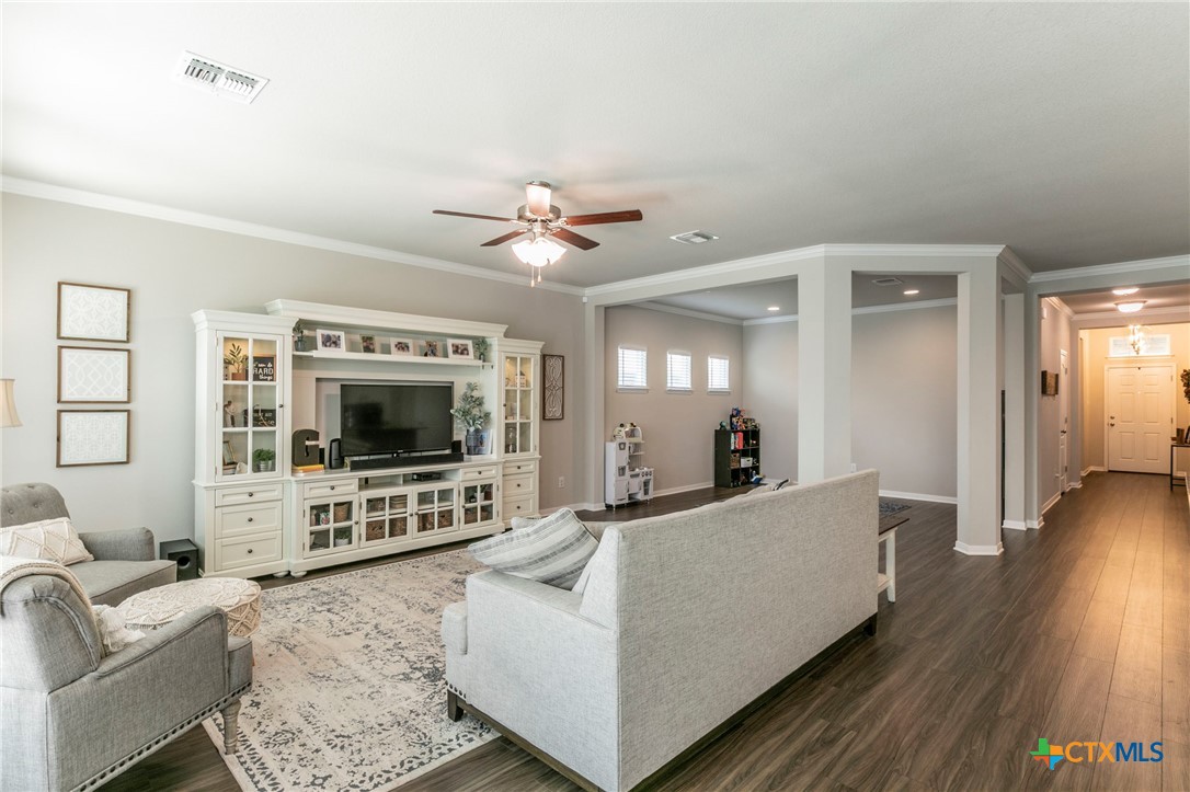 611 Hawks Shadow Drive