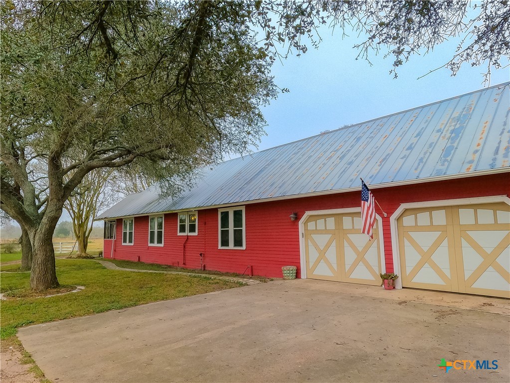 4043 Fleming Prairie Road