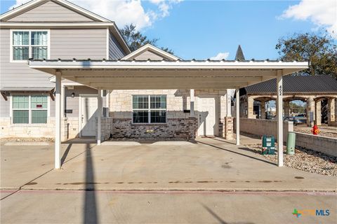 Photo of 402 Spring Street, McGregor, TX 76657 (MLS # 613407)