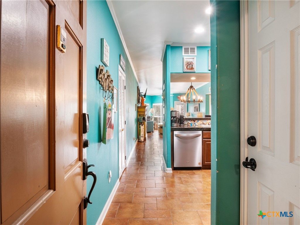 Photo of 401 W Lincoln Street #A208, New Braunfels, TX 78130 (MLS # 604526)