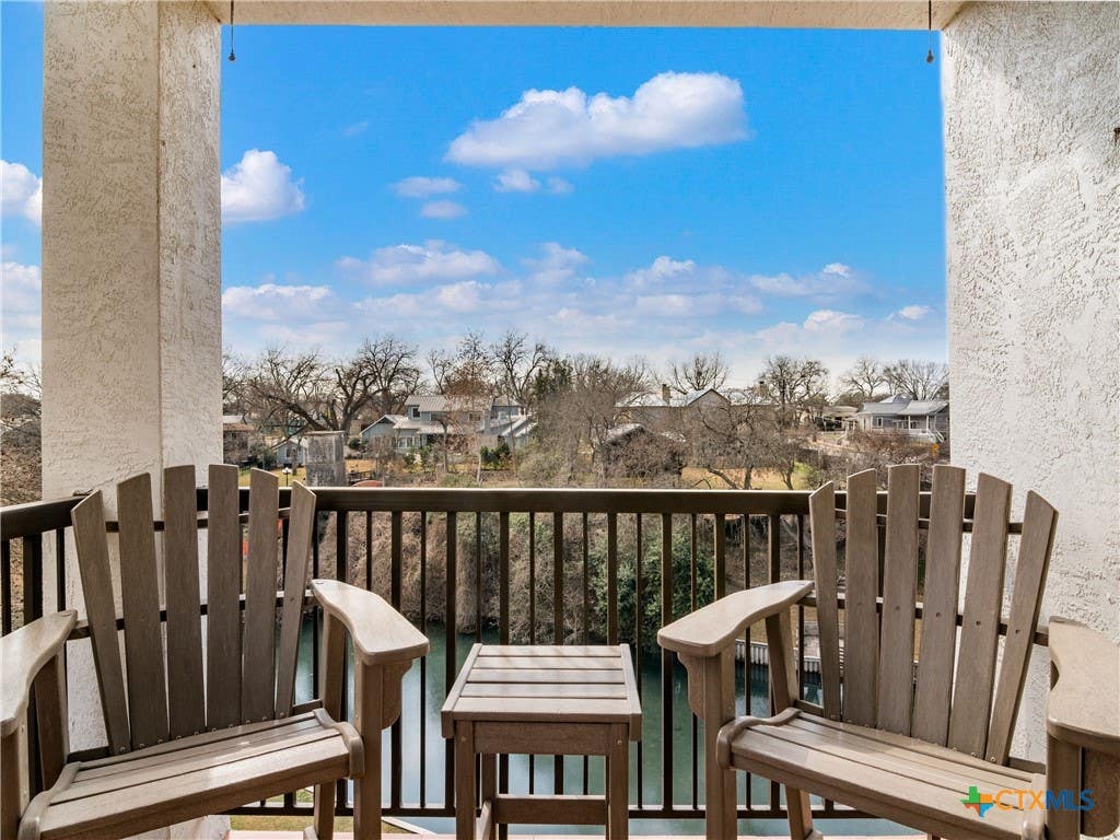 Photo of 401 W Lincoln Street #A208, New Braunfels, TX 78130 (MLS # 604526)