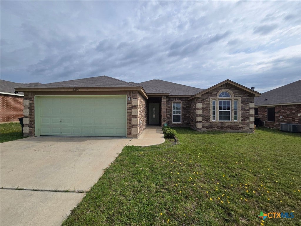 Photo of 3207 Briscoe Drive, Killeen, TX 76549 (MLS # 627489)