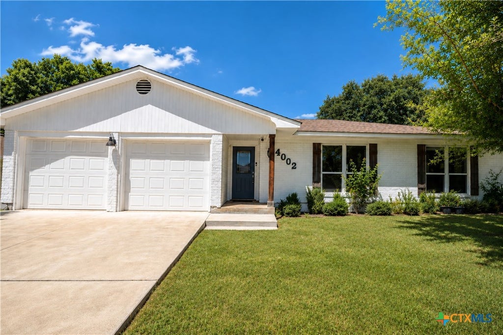 Photo of 4002 Deer Trail, Temple, TX 76504 (MLS # 622581)