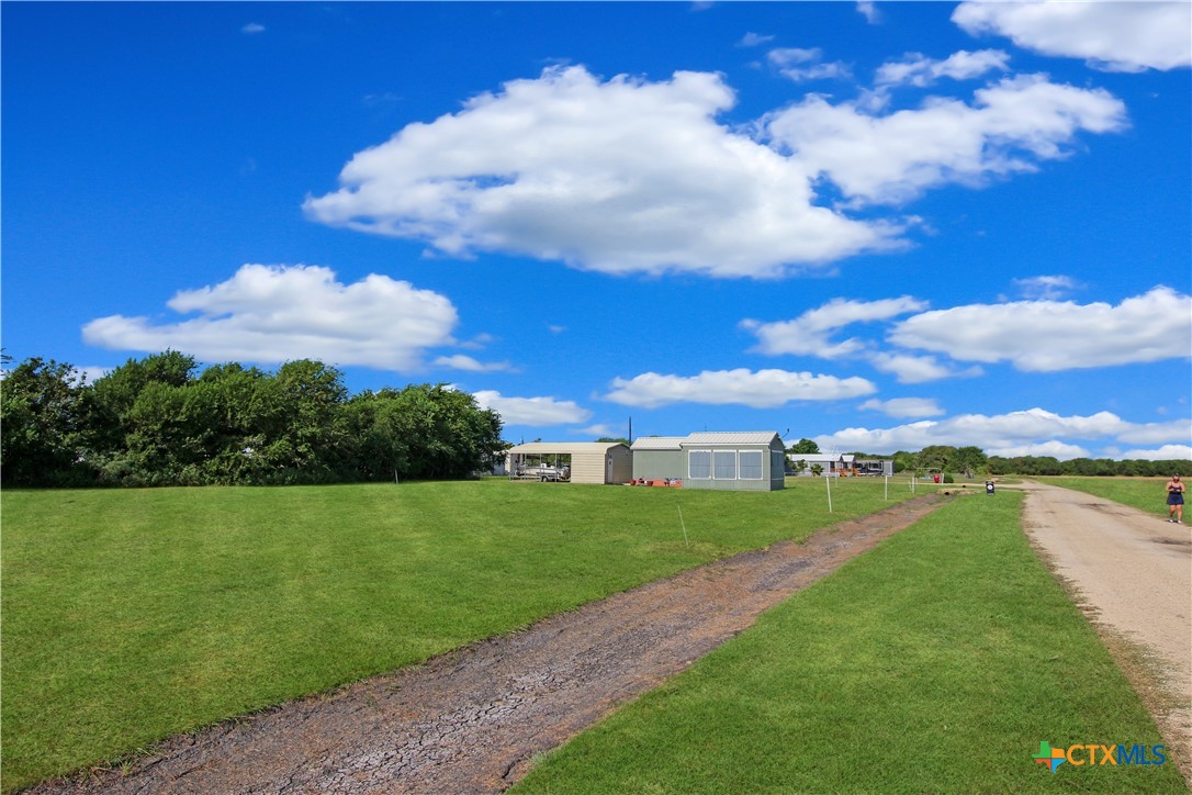 1209 W Oakland Avenue