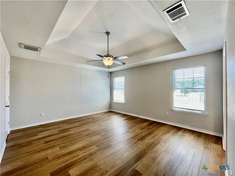 Photo of 609 Chicago Street, San Marcos, TX 78666 (MLS # 584508)