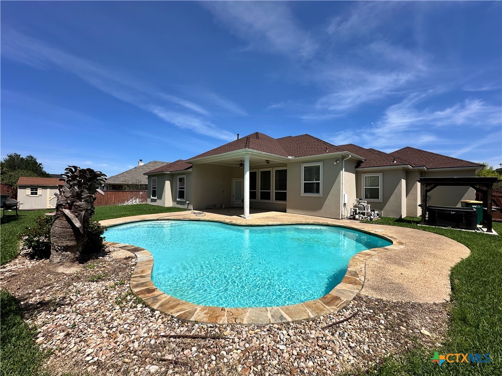 6006 Chimney Hill Drive