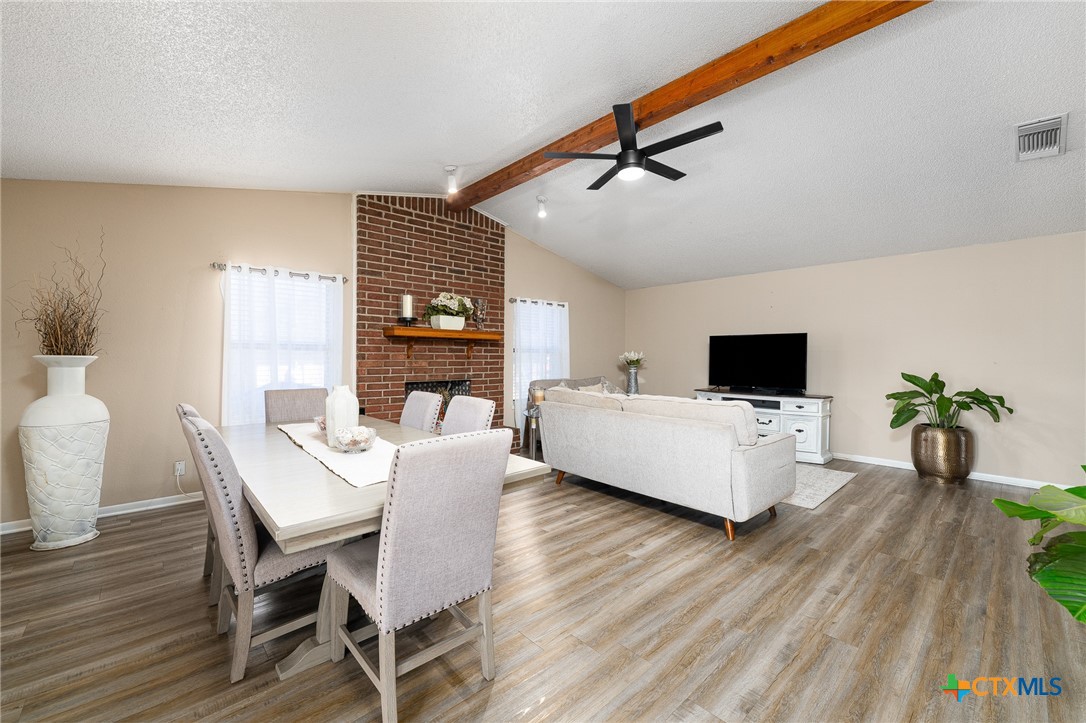 3209 Timber Oak Drive