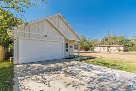 Photo of 624 Stratton Ave, Seguin, TX 78155 (MLS # 595545) Photo of 624 Stratton Ave, Seguin, TX 78155 (MLS # 595545)
