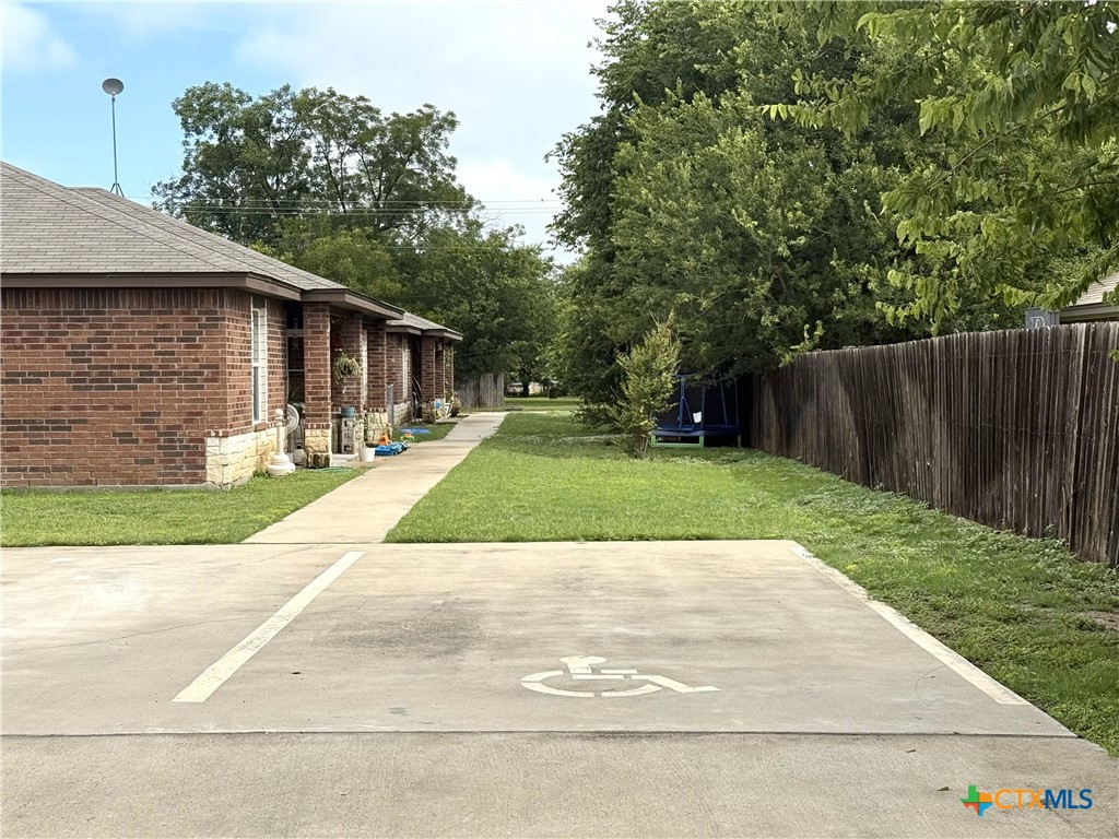 801 and 803 S Live Oak Street