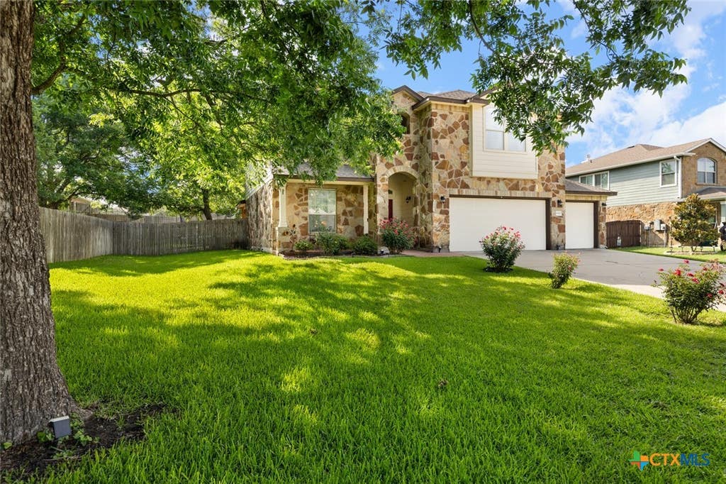 Photo of 1910 Deer Field Way, Harker Heights, TX 76548 (MLS # 616261)