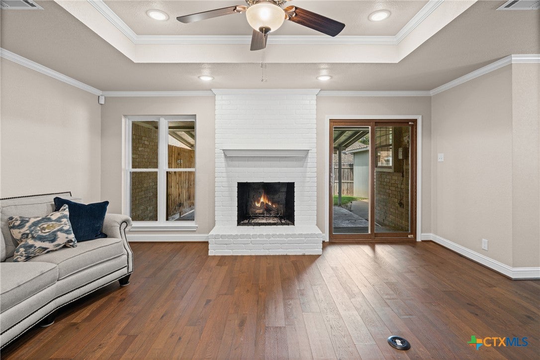 4302 Stagecoach Trail