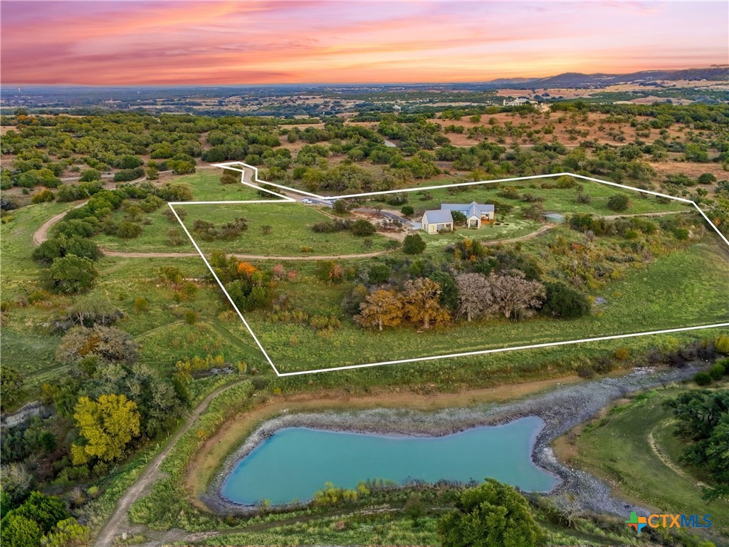 577 Cattle Creek Road