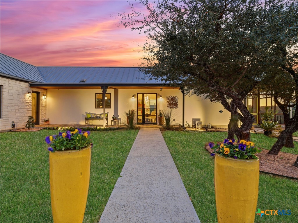 577 Cattle Creek Road