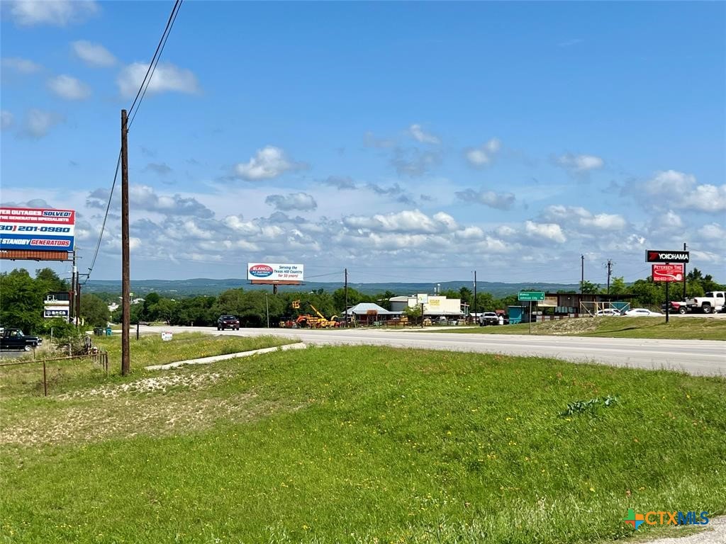 1698 S US  281 Highway