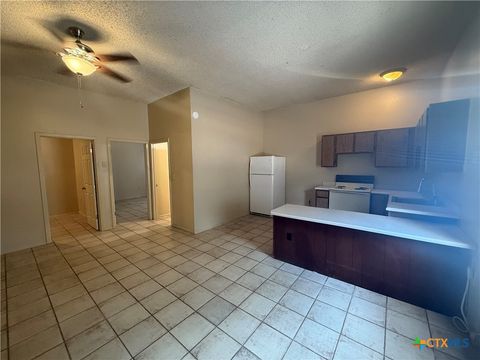 Photo of 1410 Marlton Street #6, San Marcos, TX 78666 (MLS # 600183)