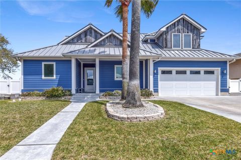 Photo of 37 Flamingo Road, Rockport, TX 78382 (MLS # 607876)