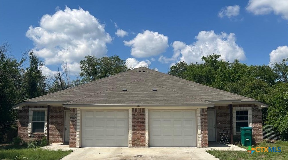 Photo 1 of 33 — 117 E Valley Road, Harker Heights, TX 76548