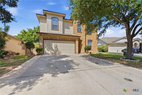 Photo of 2214 Lakeline Drive, New Braunfels, TX 78130 (MLS # 618665)