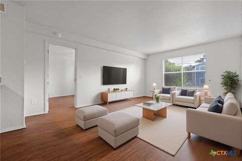 Photo of 205 Craddock Avenue #D7, San Marcos, TX 78666 (MLS # 598514)