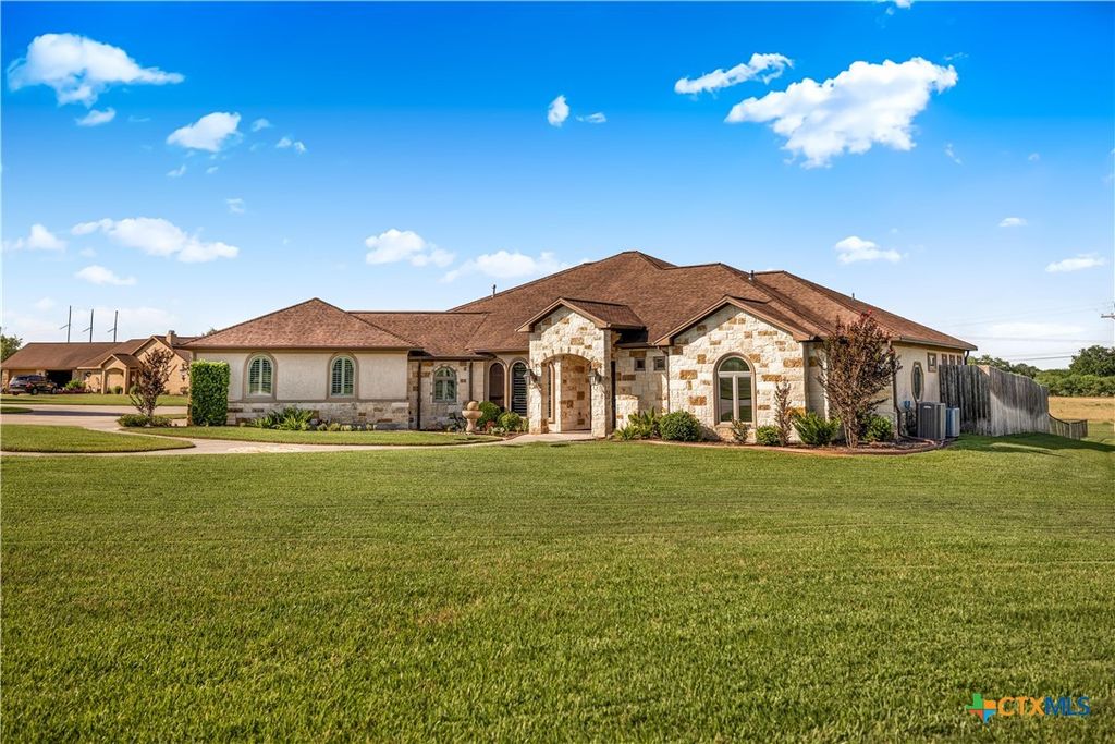 Photo of 448 Champlain Street, Victoria, TX 77905 (MLS # 615090)