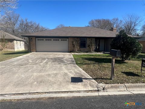 Photo of 146 Forest Drive, Seguin, TX 78155 (MLS # 601868)