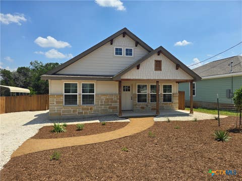 Photo of 1746 Blueridge, Canyon Lake, TX 78133 (MLS # 621591)