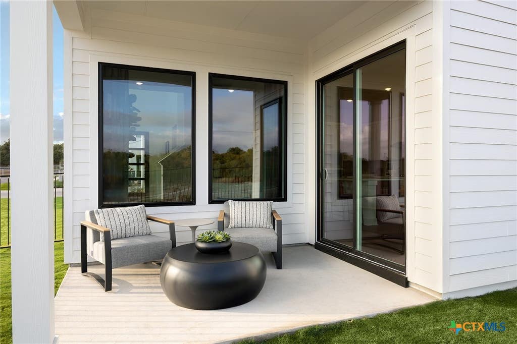 Photo of 1408 Rambling Rose Road, Austin, TX 78745 (MLS # 619198)