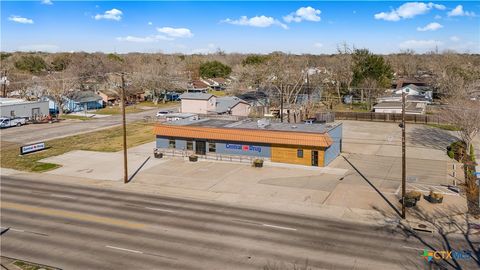 3502 N Laurent Street A Victoria TX 77901