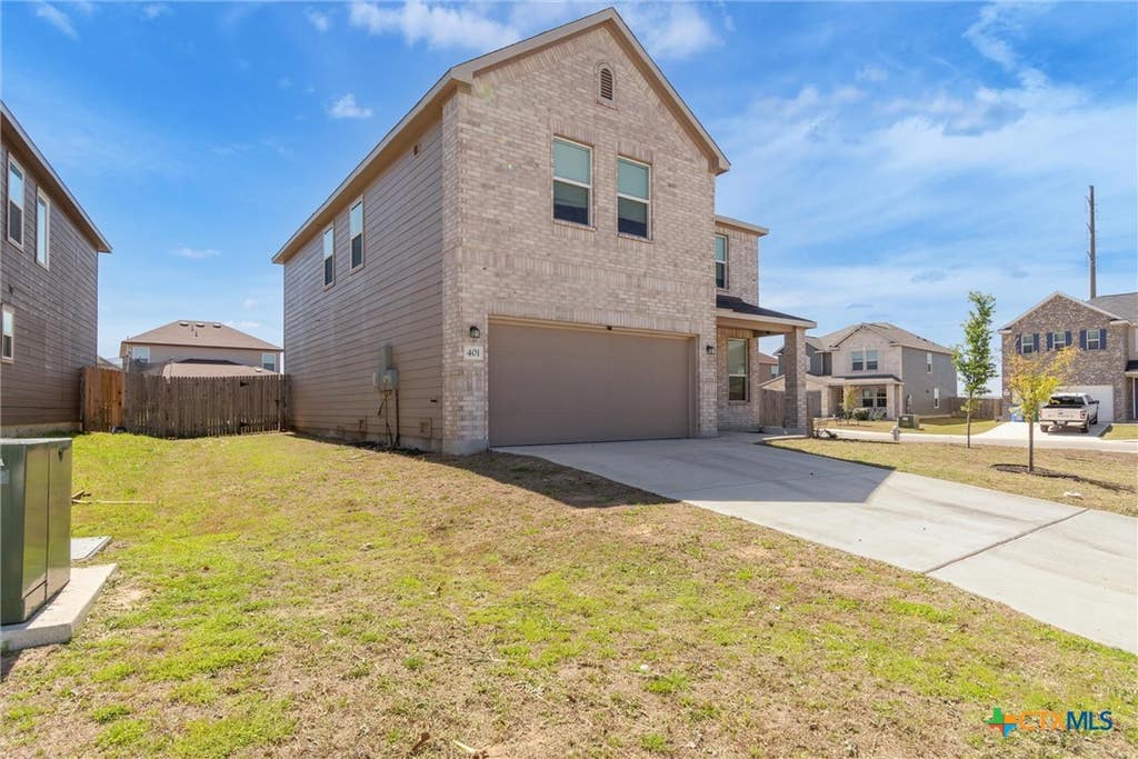 Photo of 401 Briarfield Drive, Seguin, TX 78155 (MLS # 608067)