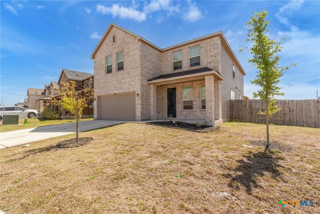 Photo of 401 Briarfield Drive, Seguin, TX 78155 (MLS # 608067)