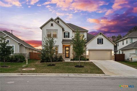 Photo of 1733 Hidden Fox, New Braunfels, TX 78132 (MLS # 611614)