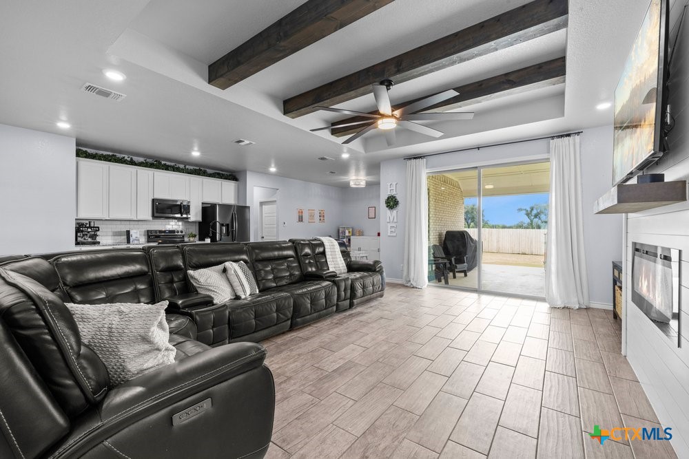 3303 Pistoia Trail
