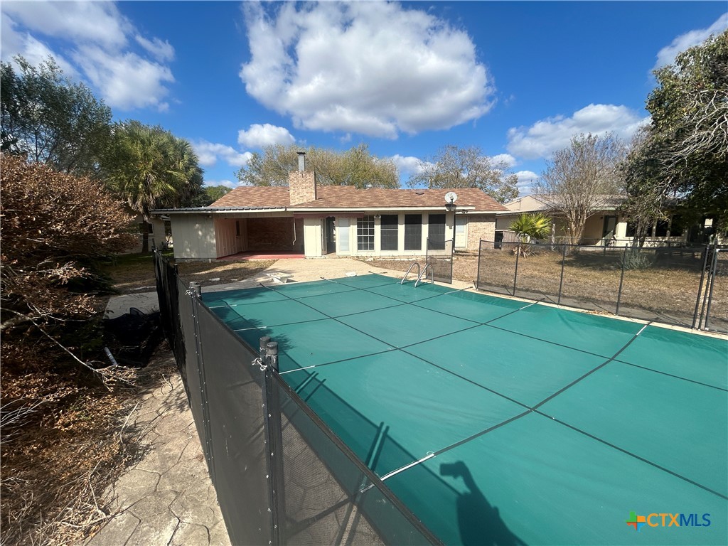 607 W Johnson Street