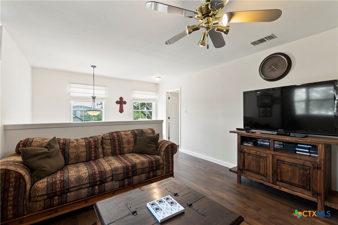 Canyon Lake, Texas 78133, United States, 3 Bedrooms Bedrooms, ,3 BathroomsBathrooms,Residential,Active,80334