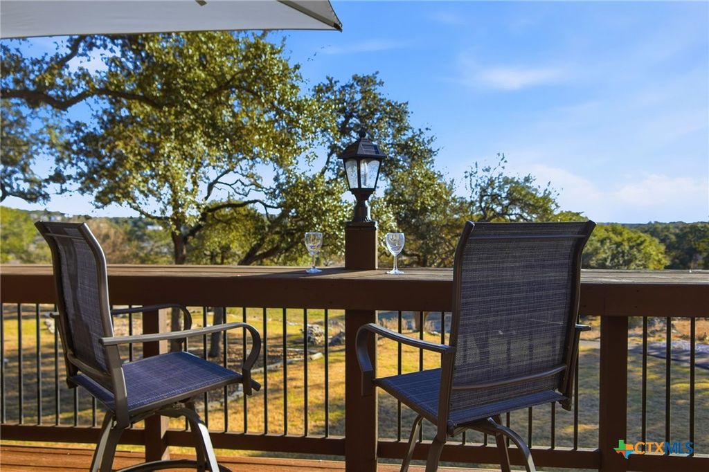 Photo of 1616 Canyon Lake Dr, Canyon Lake, TX 78133 (MLS # 604589)