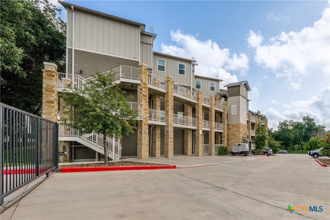 Photo 1 of 45 — 1228 Ervendberg Avenue 104, New Braunfels, TX 78130