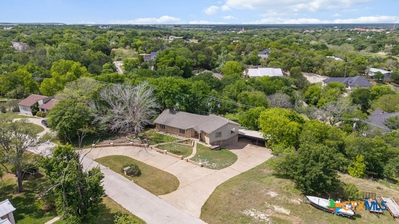 608 Ridgecrest Drive