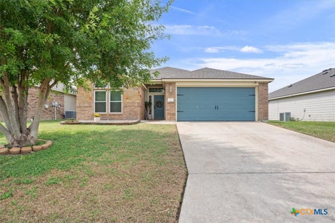 Photo of 322 Emerald Ridge Drive, Temple, TX 76502 (MLS # 626260)
