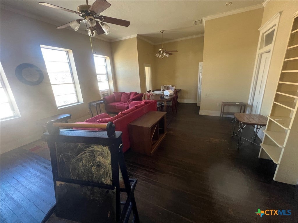 210 W Grand Avenue