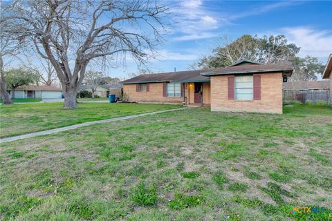 Photo of 526 Fairmont Street, Port Lavaca, TX 77979 (MLS # 606707)