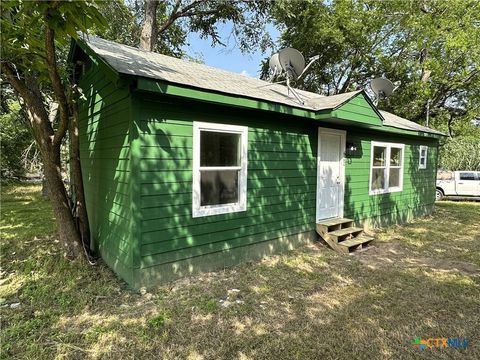 Photo of 622 Scarbrough Street, Rockdale, TX 76567 (MLS # 612741)