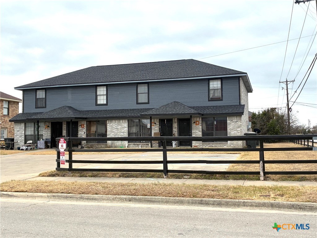 1112 Shanarae Circle