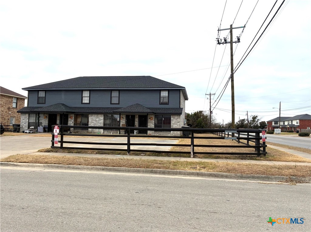 1112 Shanarae Circle