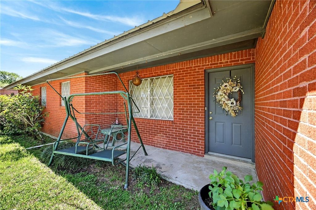 Photo of 5353 US Highway 90a, Gonzales, TX 78629 (MLS # 610324)