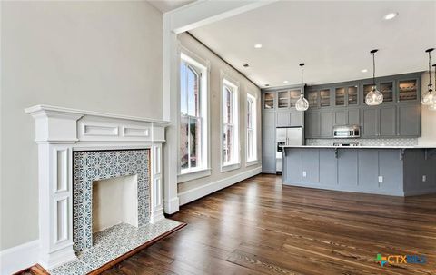 Photo of 202 N Lbj Drive #209, San Marcos, TX 78666 (MLS # 588527)