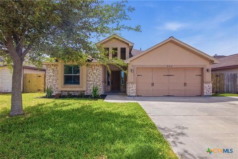 Photo of 306 Tuscany Drive, Victoria, TX 77904 (MLS # 609349)