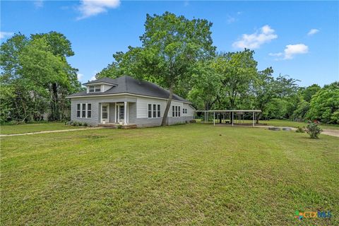 Photo of 402 N Bordon Street, Lorena, TX 76655 (MLS # 613041)