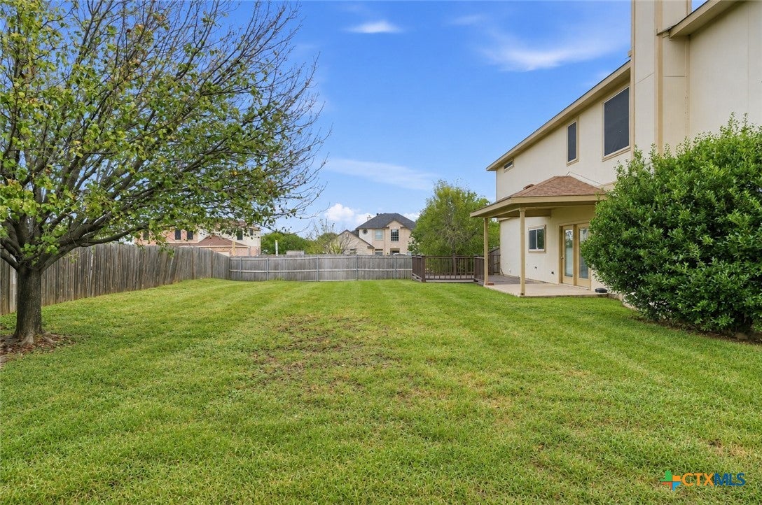 305 Buckskin Trail