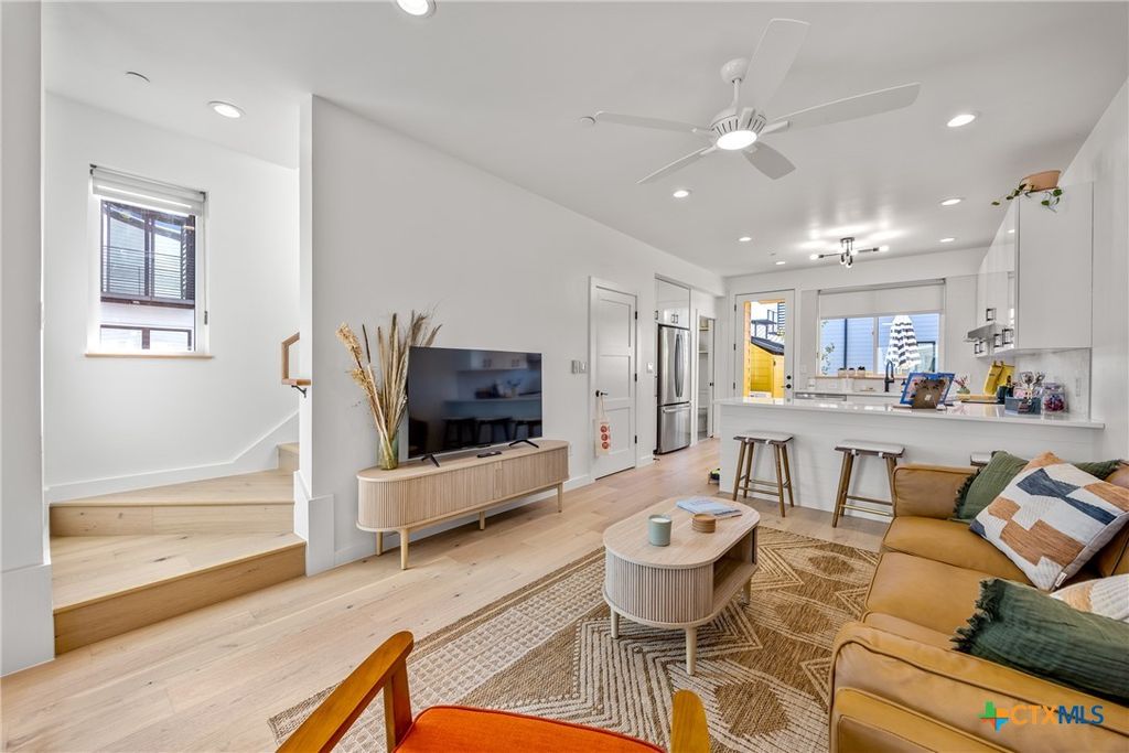 Photo of 102 Lively Lane #B, San Marcos, TX 78666 (MLS # 576030)